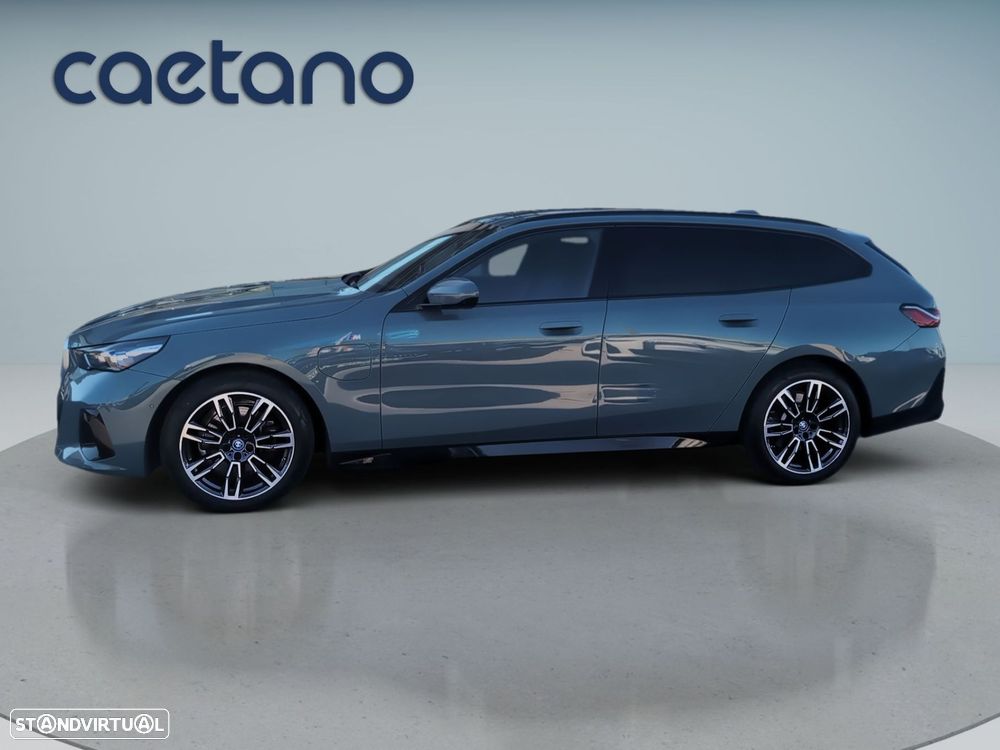 BMW 530 e xDrive Pack Desportivo M — fotografia 5
