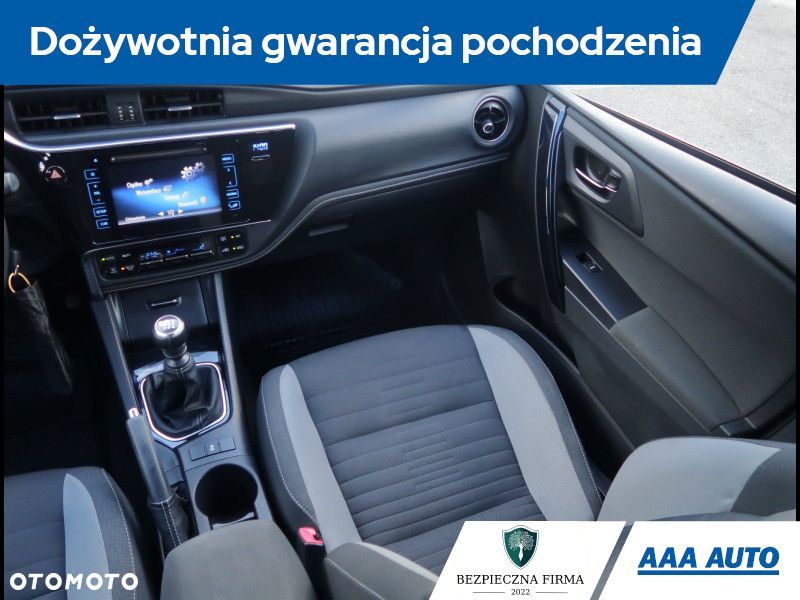 Toyota Auris - 9