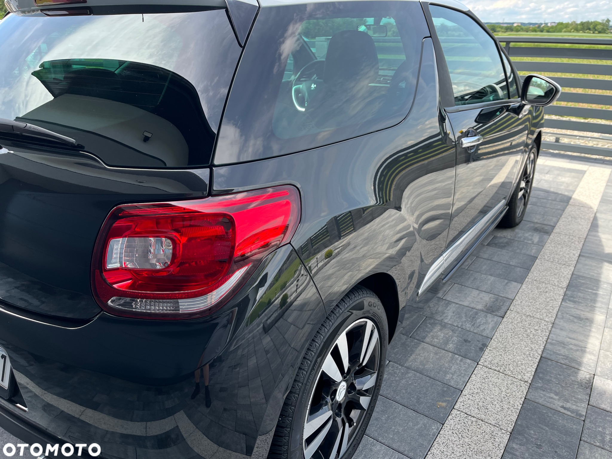 Citroën DS3 1.6 HDi SoChic - 10