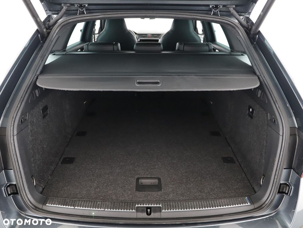 Skoda Superb 2.0 TDI SCR 4x4 Sportline DSG - 25