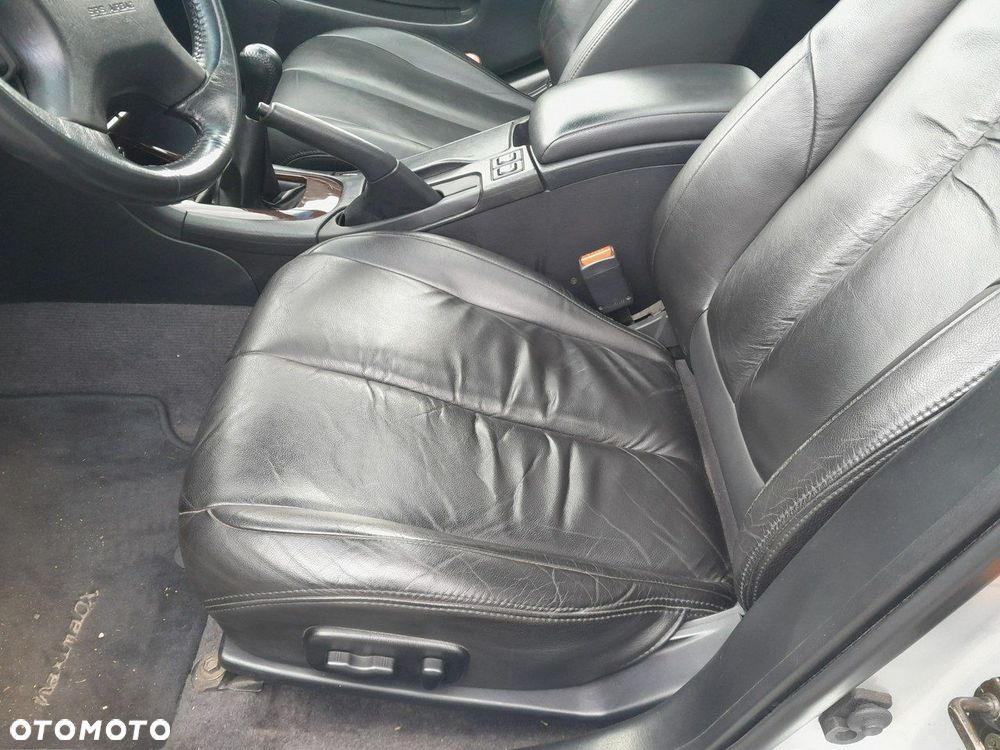 Nissan Maxima 2.0 Elegance - 11