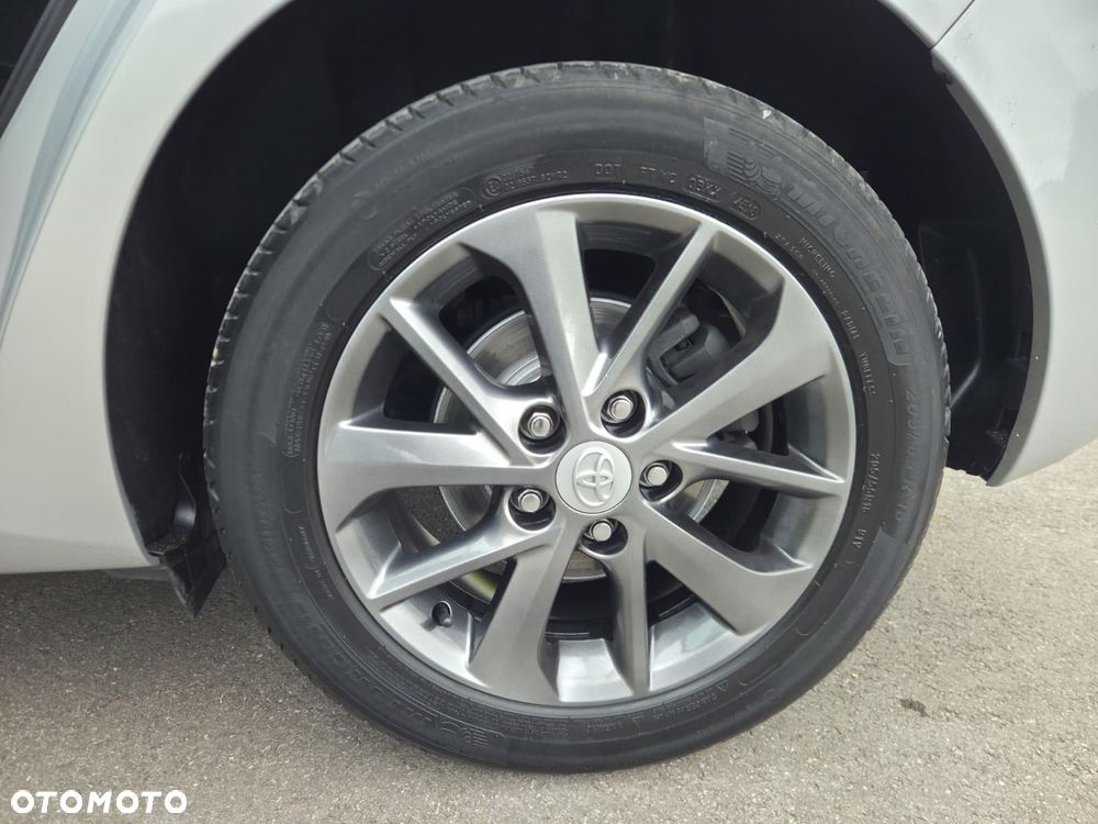 Toyota Auris 1.6 Valvematic Life - 30