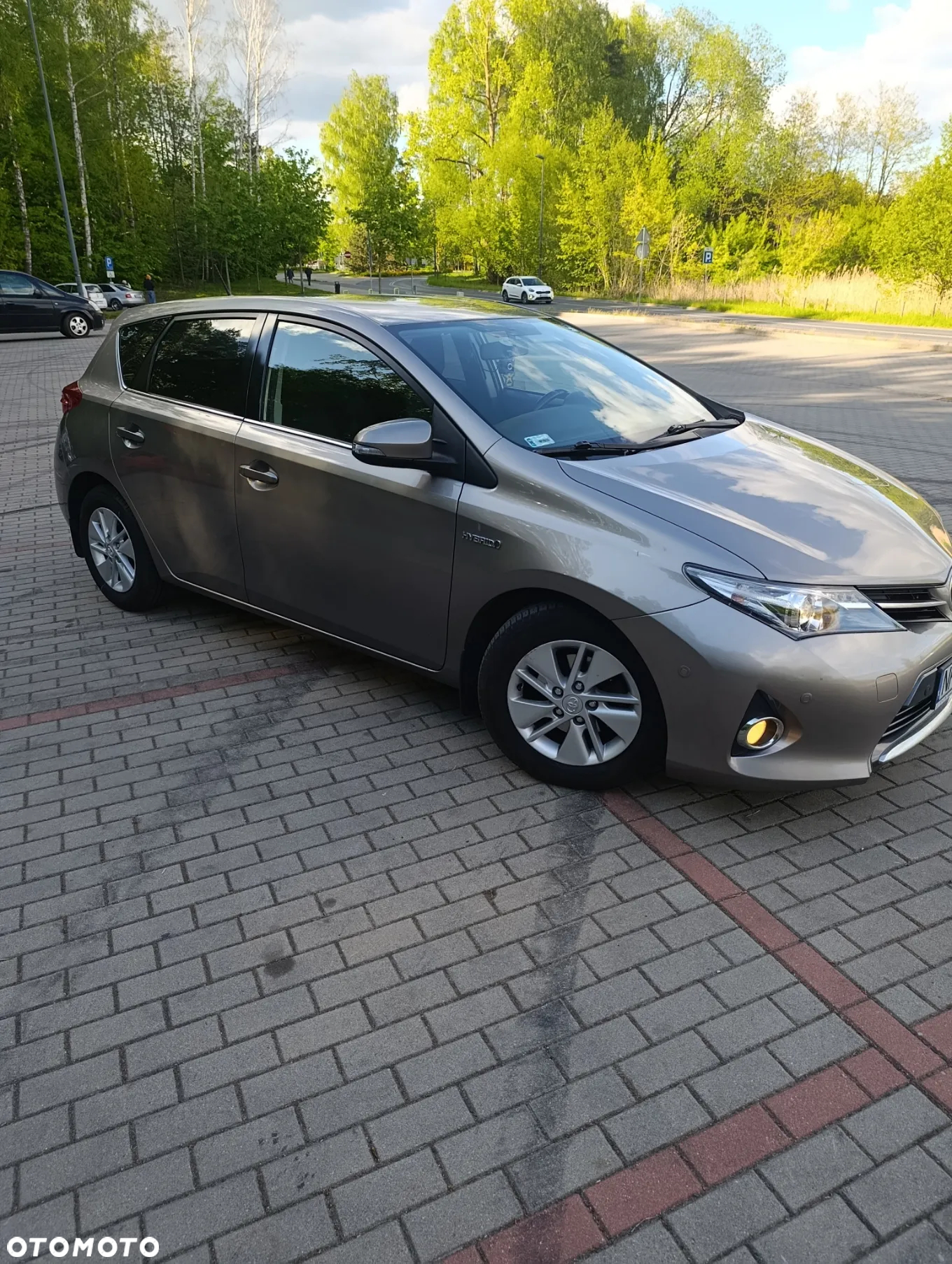 Toyota Auris Hybrid 135 Prestige - 16
