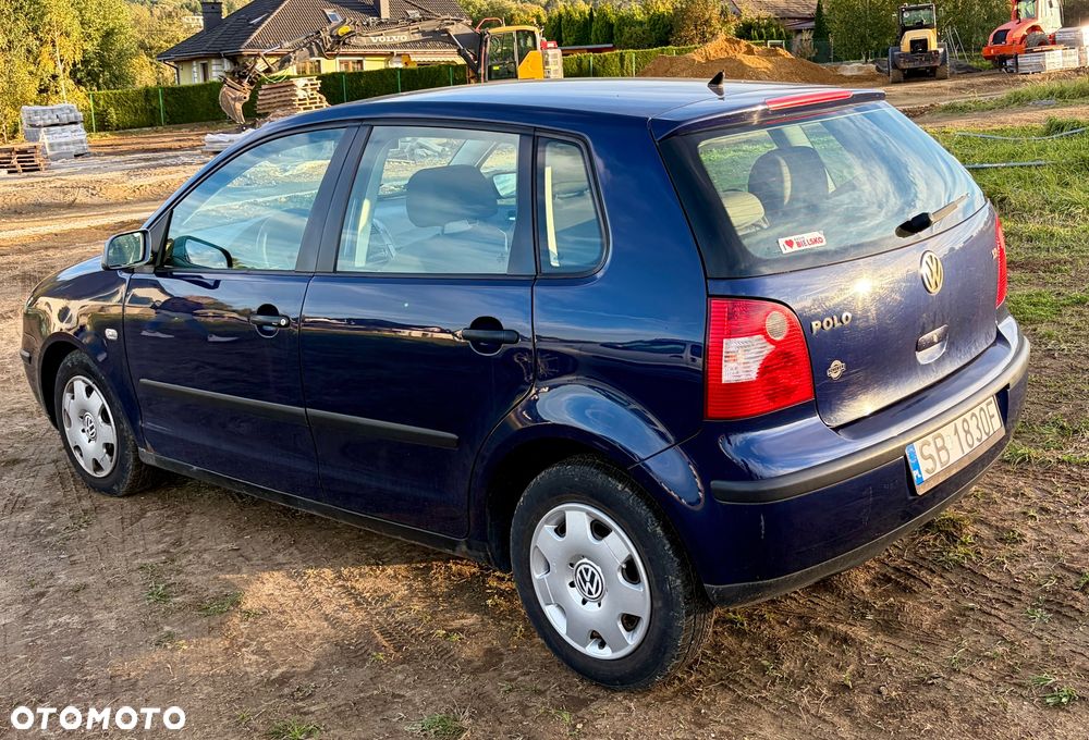 Volkswagen Polo 2004 photo 2