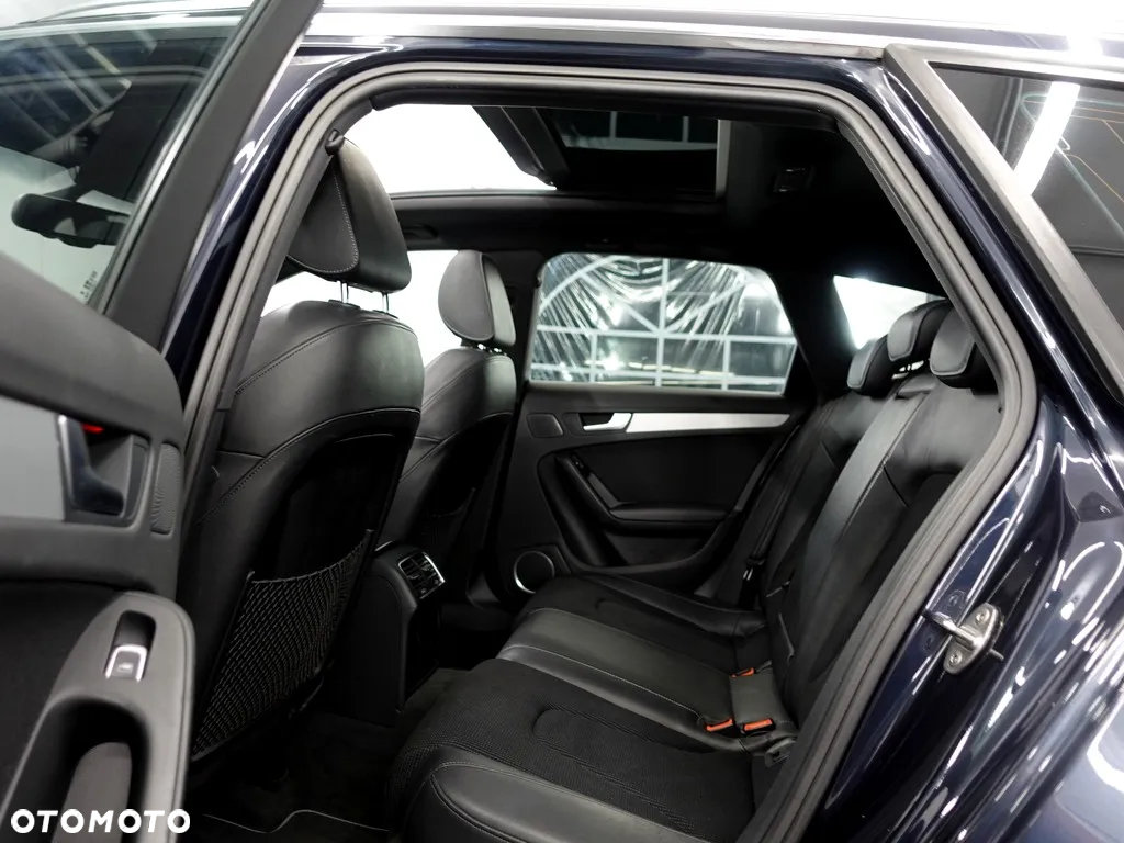 Audi A4 Avant 2.0 TDI DPF S line Sportpaket - 10
