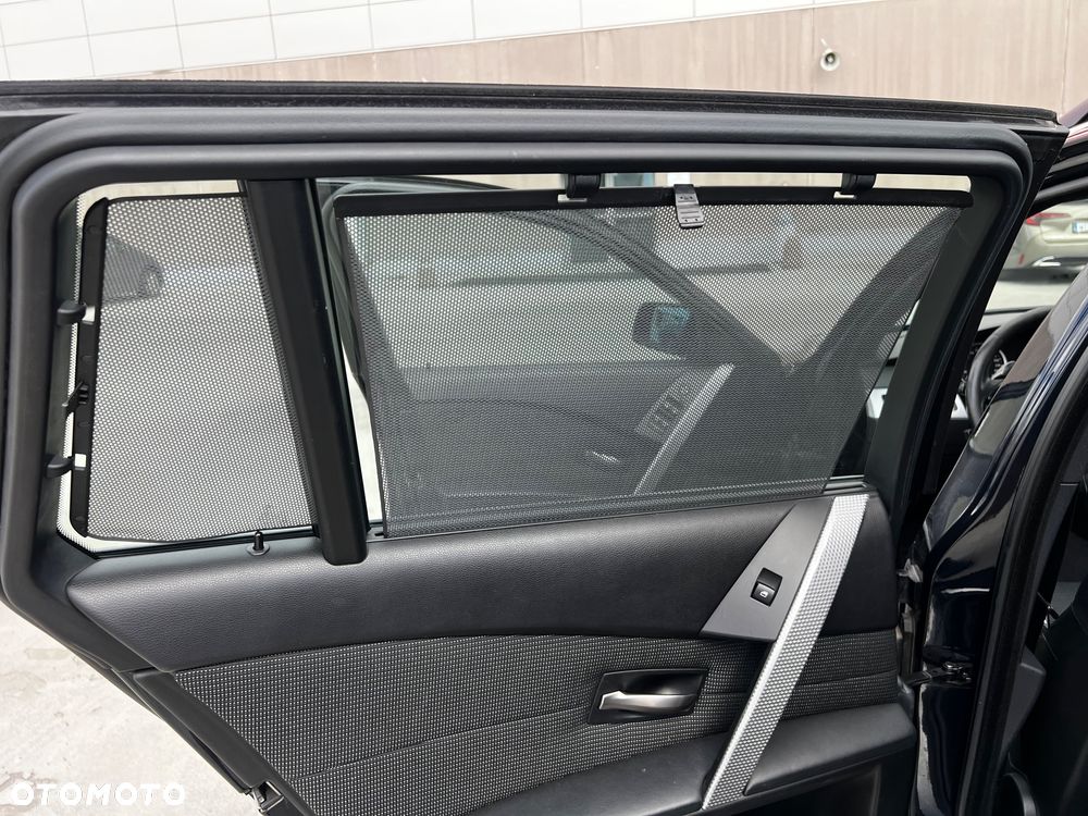 BMW Seria 5 530i SMG - 15