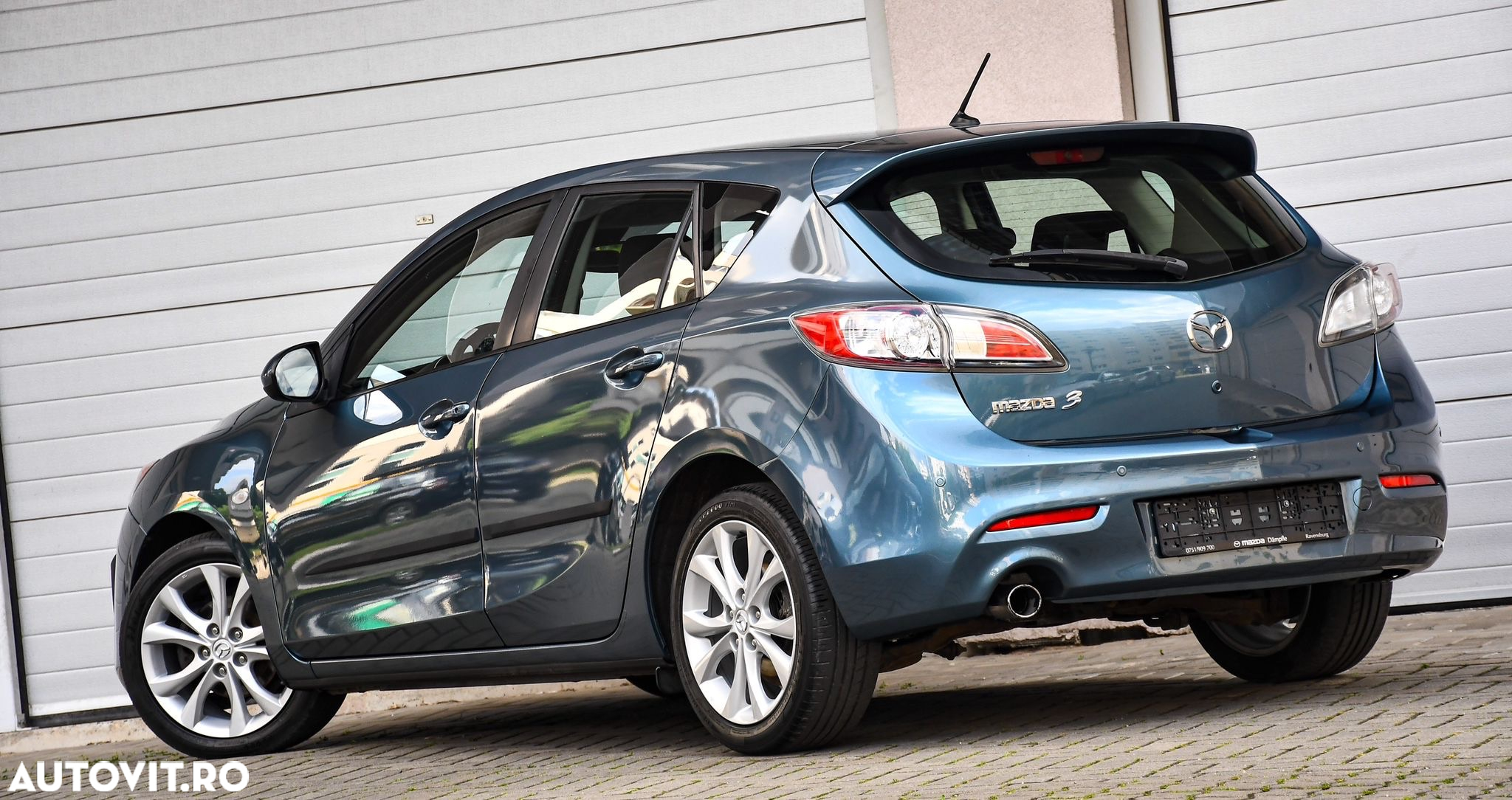 Mazda 3 - 5