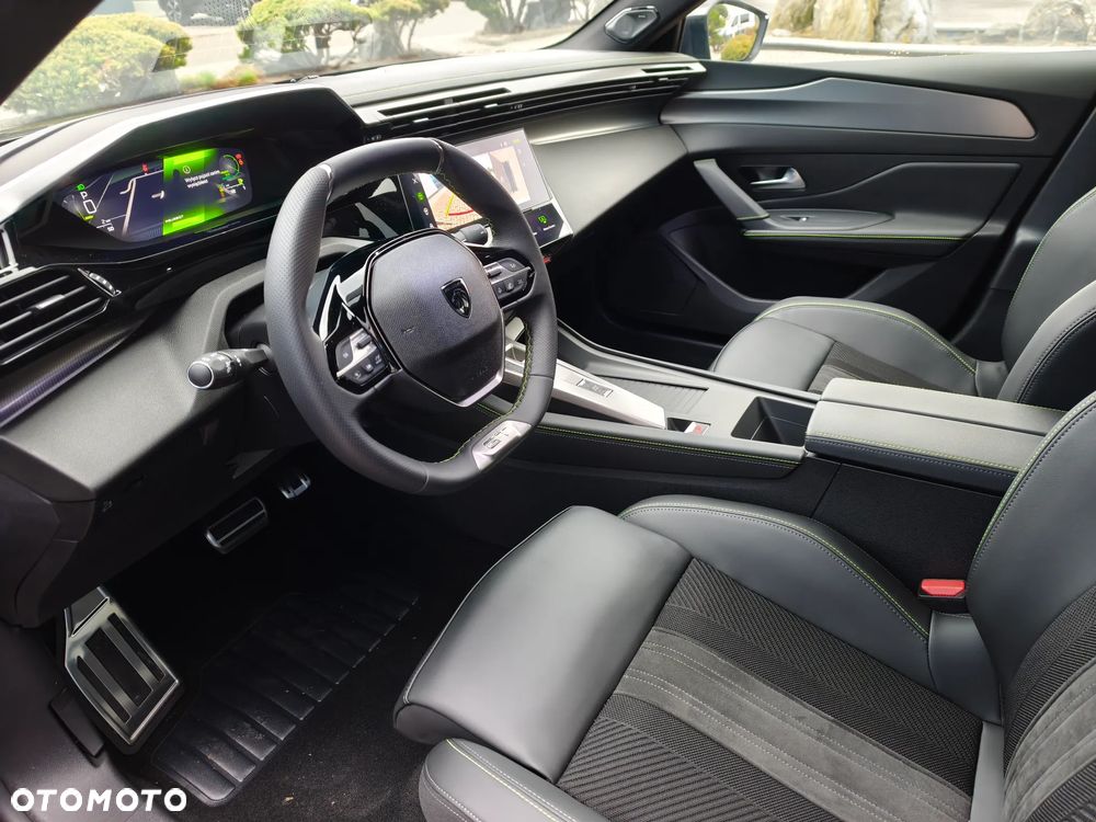 Peugeot 408 1.2 PureTech mHEV GT Exclusive S&S e-DSC6 - 14