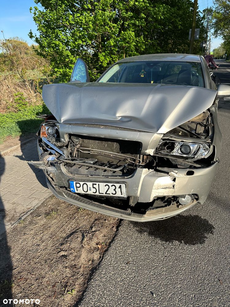 Volvo V70 - 1