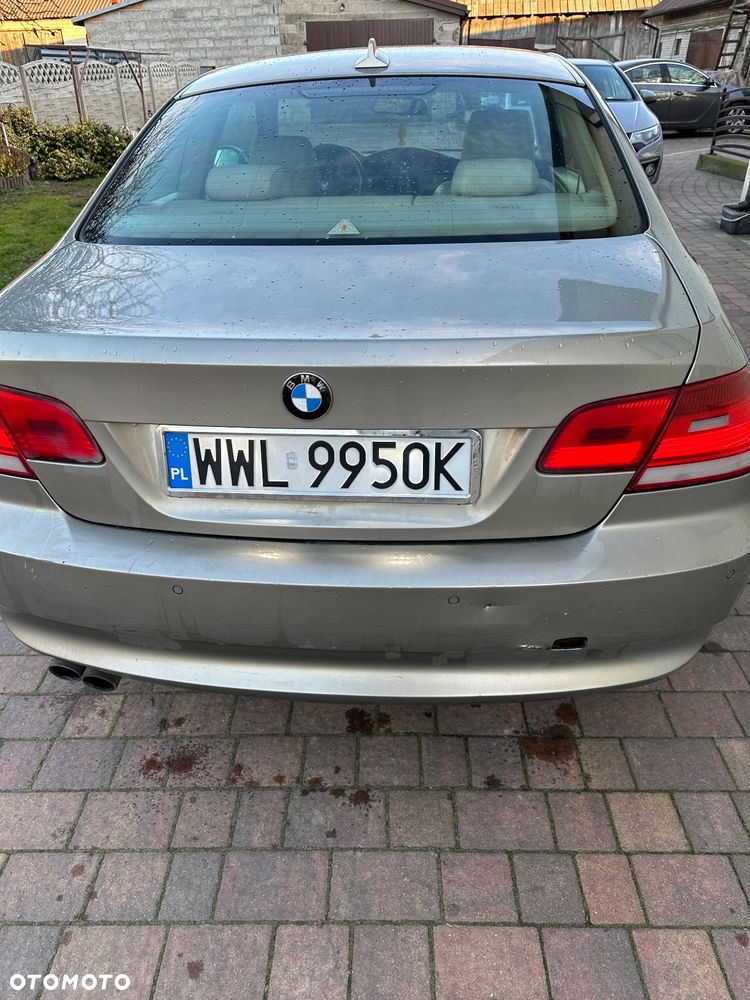 BMW Seria 3 325d - 11