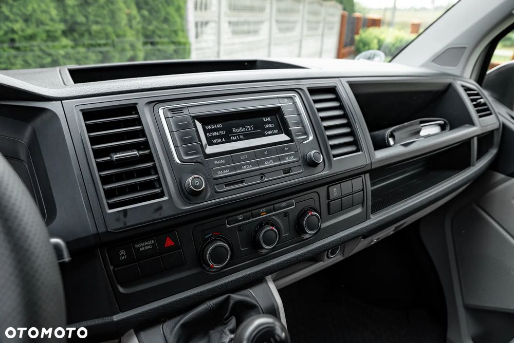 Volkswagen Transporter - 21