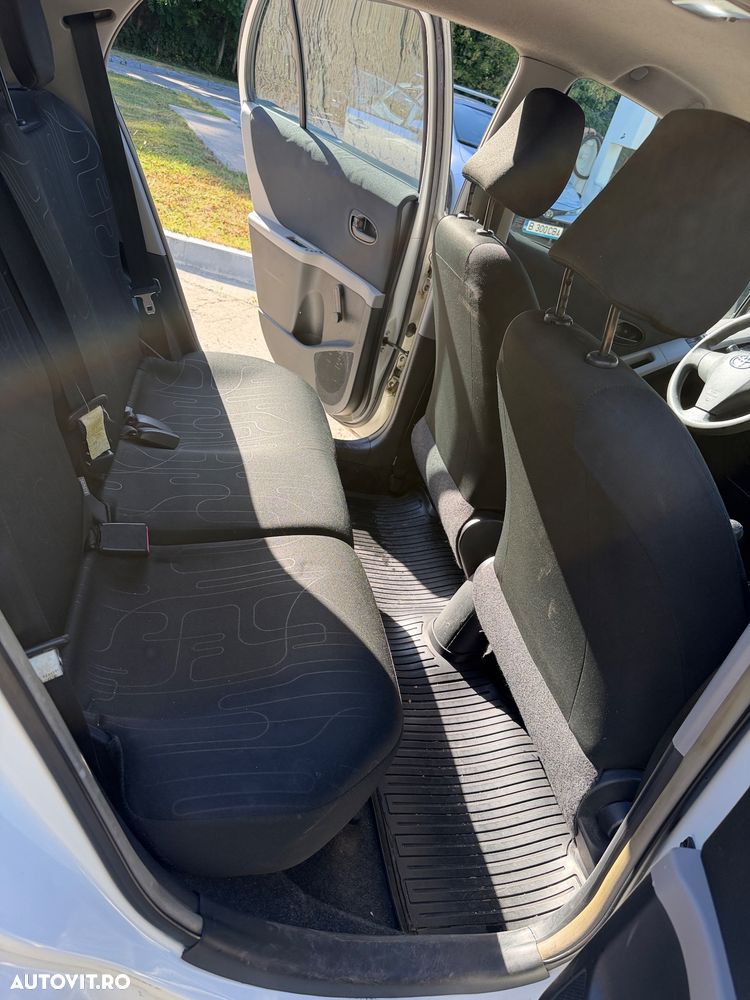 Toyota Yaris 1.0 VVT-i Terra - 18