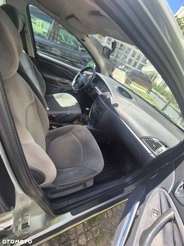 Citroën C5 II 1.8i 16V - 5