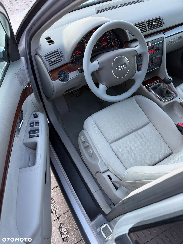 Audi A4 Limousine 1.8 T - 11