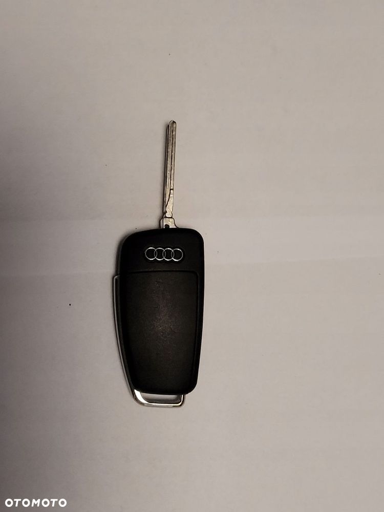 pilot kluczyk scyzoryk audi oryginał 8v0837220 - 2