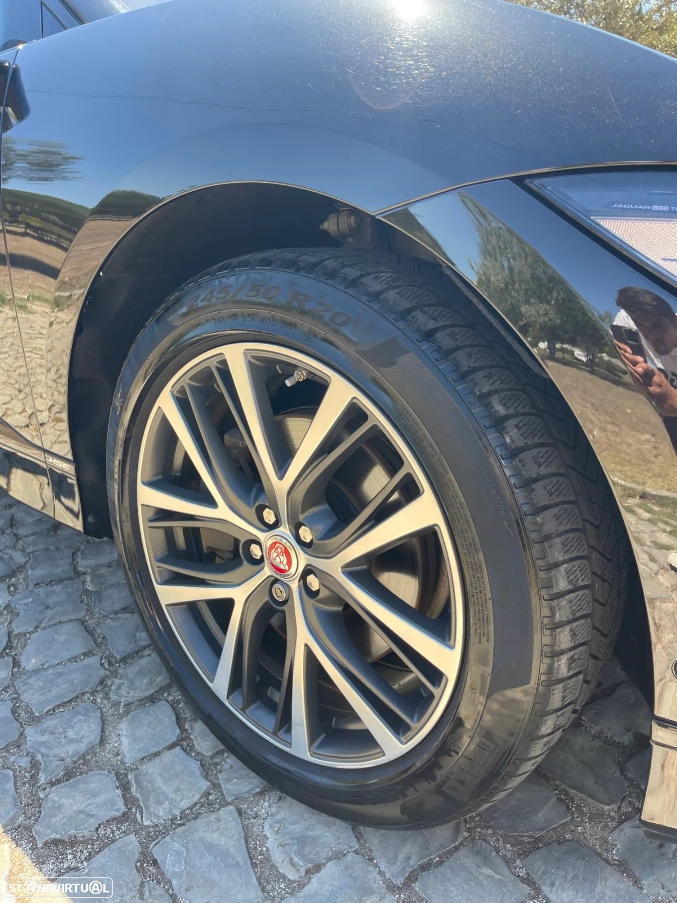 Jaguar I-Pace EV400 AWD First Edition - 10