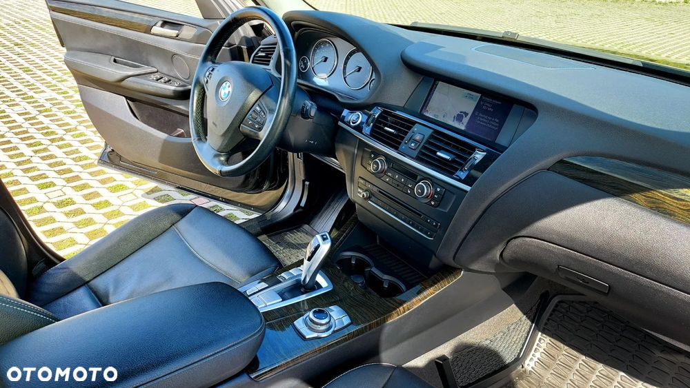 BMW X3 xDrive28i Sport-Aut Advantage - 20