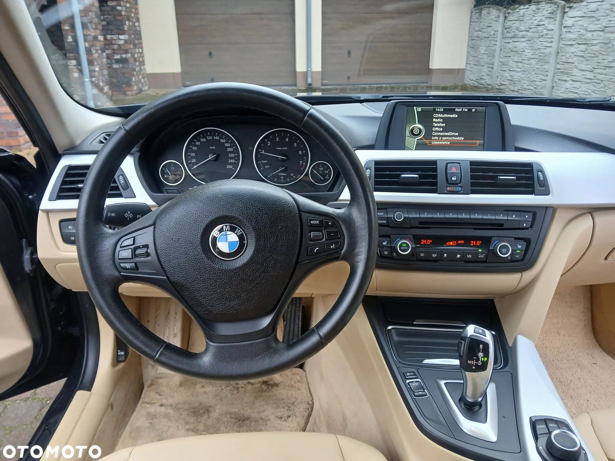BMW Seria 3 328i xDrive - 19