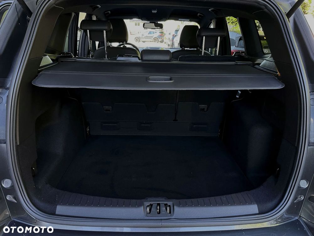 Ford Kuga 2.0 TDCi FWD ST-Line - 38