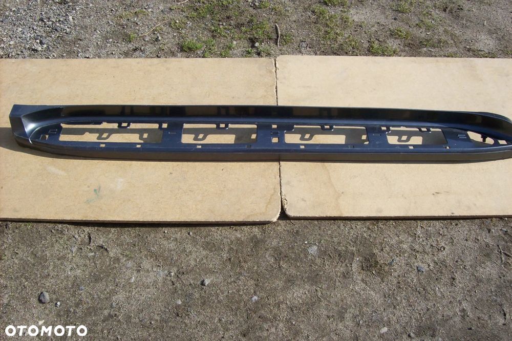 PRÓG STOPIEŃ PRAWY TOYOTA LAND CRUISER 120 - 1