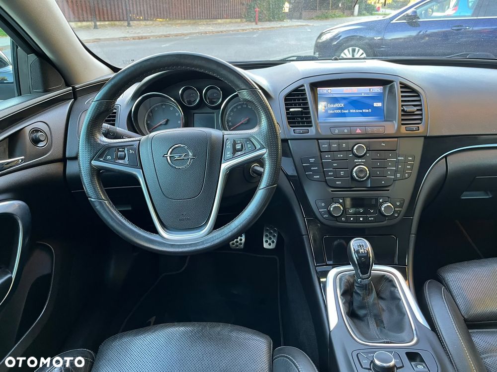 Opel Insignia 2.0 T Cosmo 4x4 - 14