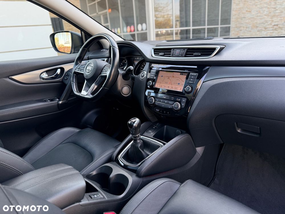 Nissan Qashqai 1.3 DIG-T Tekna - 22