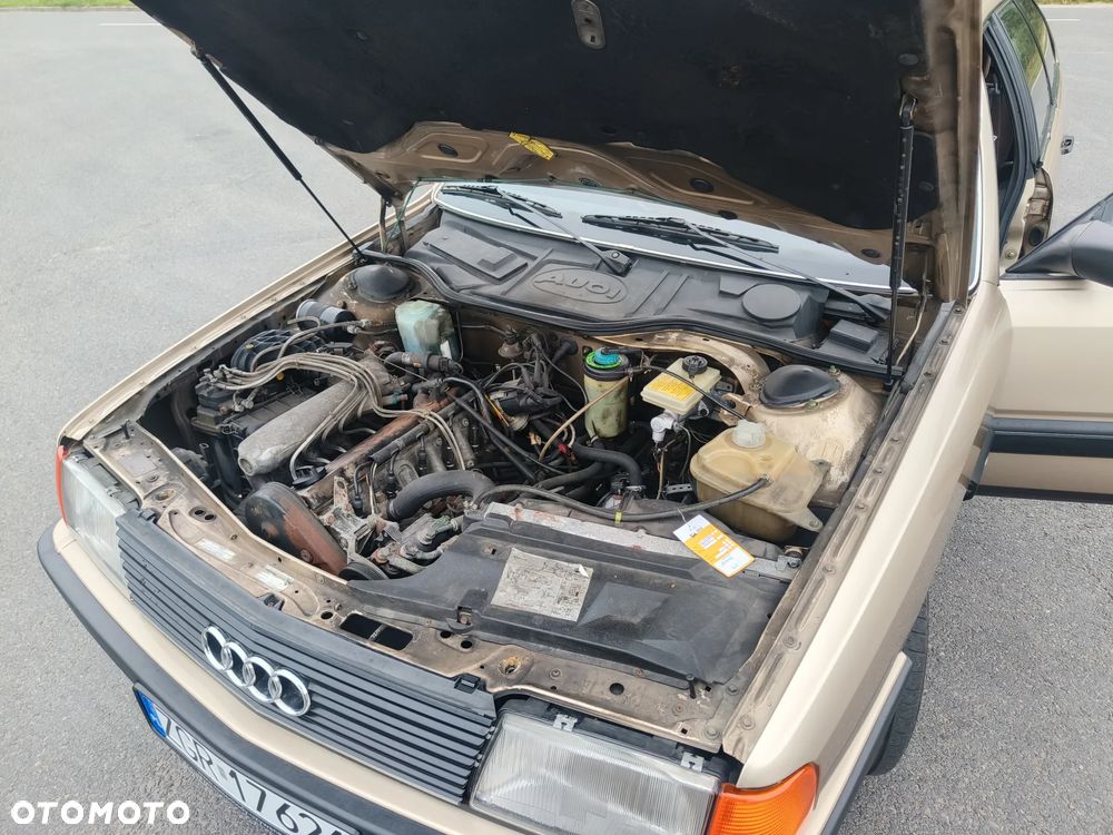 Audi 100 Avant 2.0 - 14