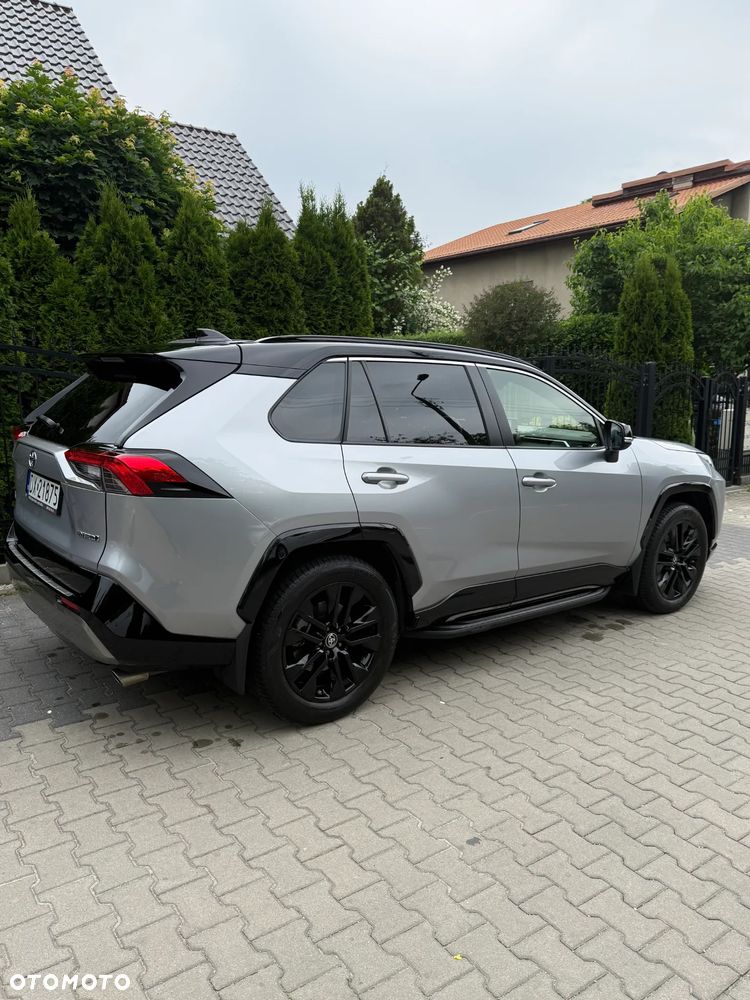 Toyota RAV4 - 5