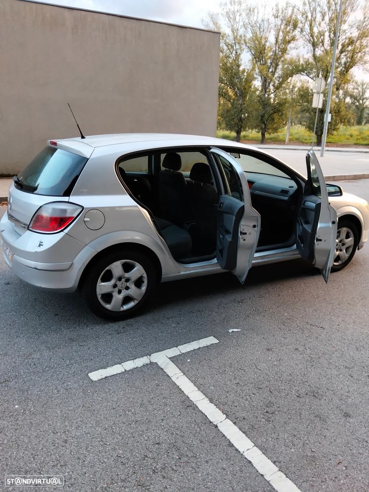 Opel Astra 1.3 CDTi Cosmo - 8
