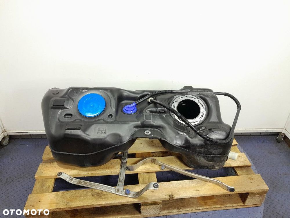 BMW X3 G01 2.0D 190 KM ZBIORNIK BAK PALIWA DIESEL 9897893 - 1