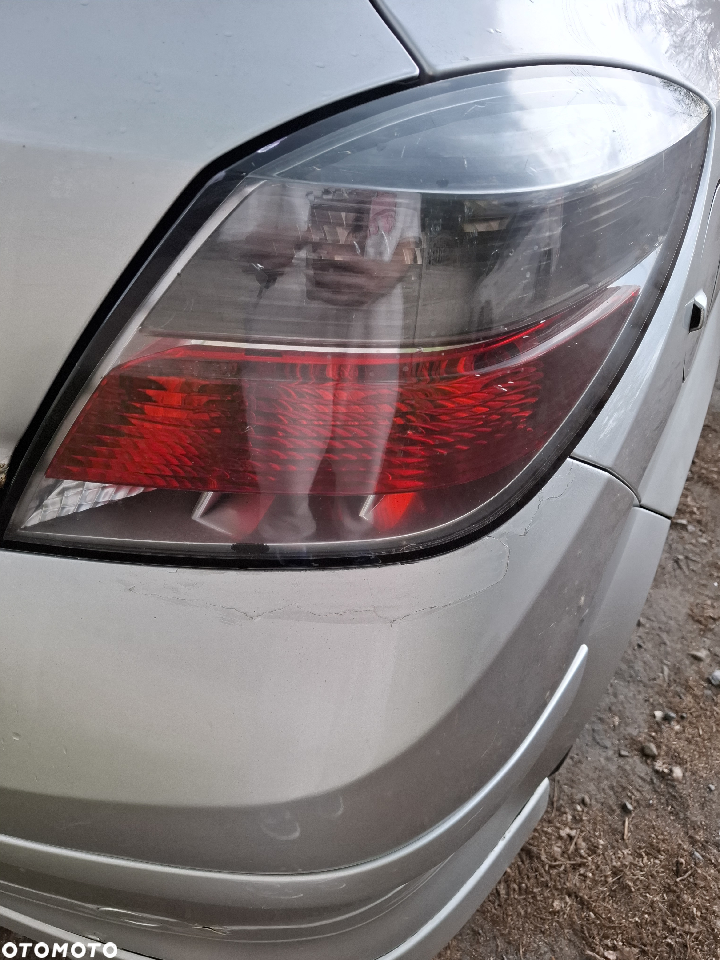 Opel Astra III GTC 1.6 111 - 8