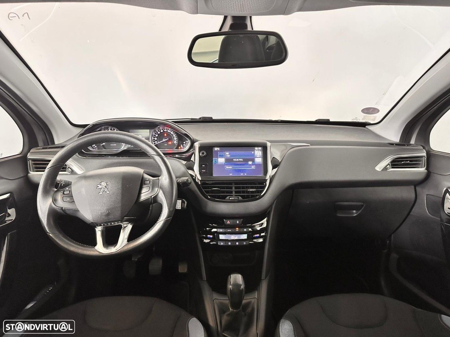 Peugeot 208 1.2 PureTech Allure - 7