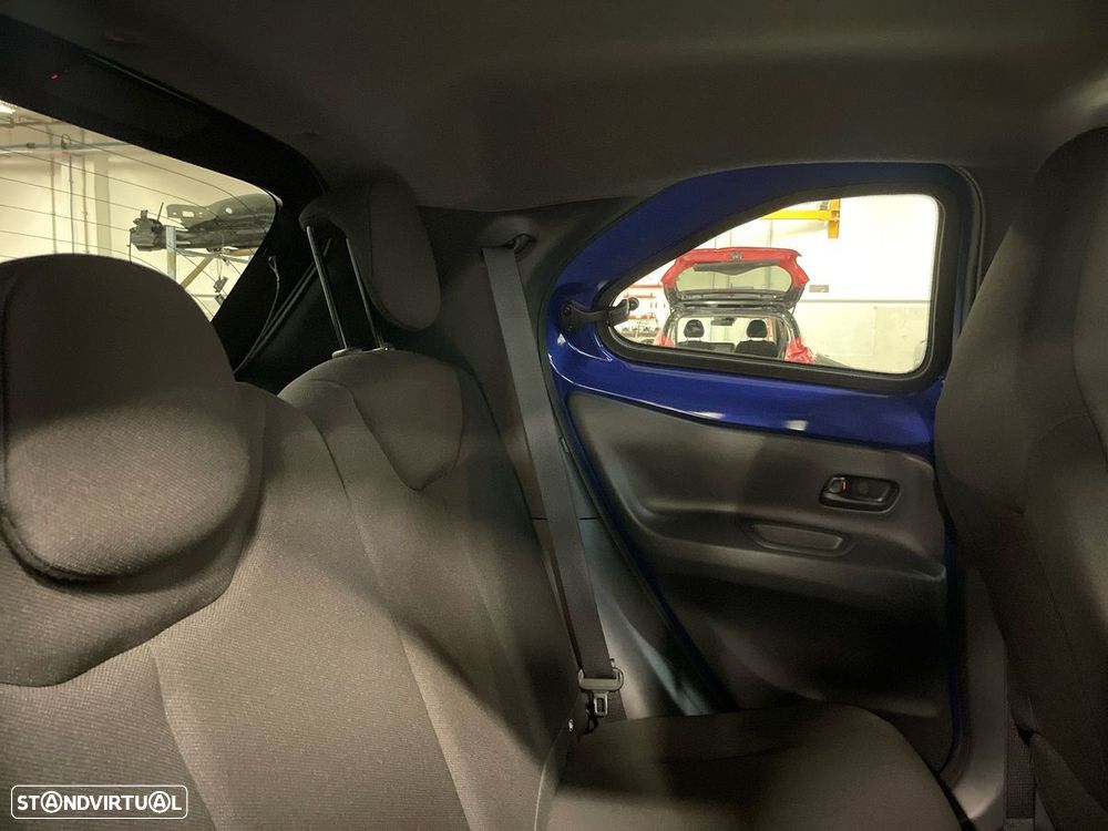 Toyota Aygo X - 8