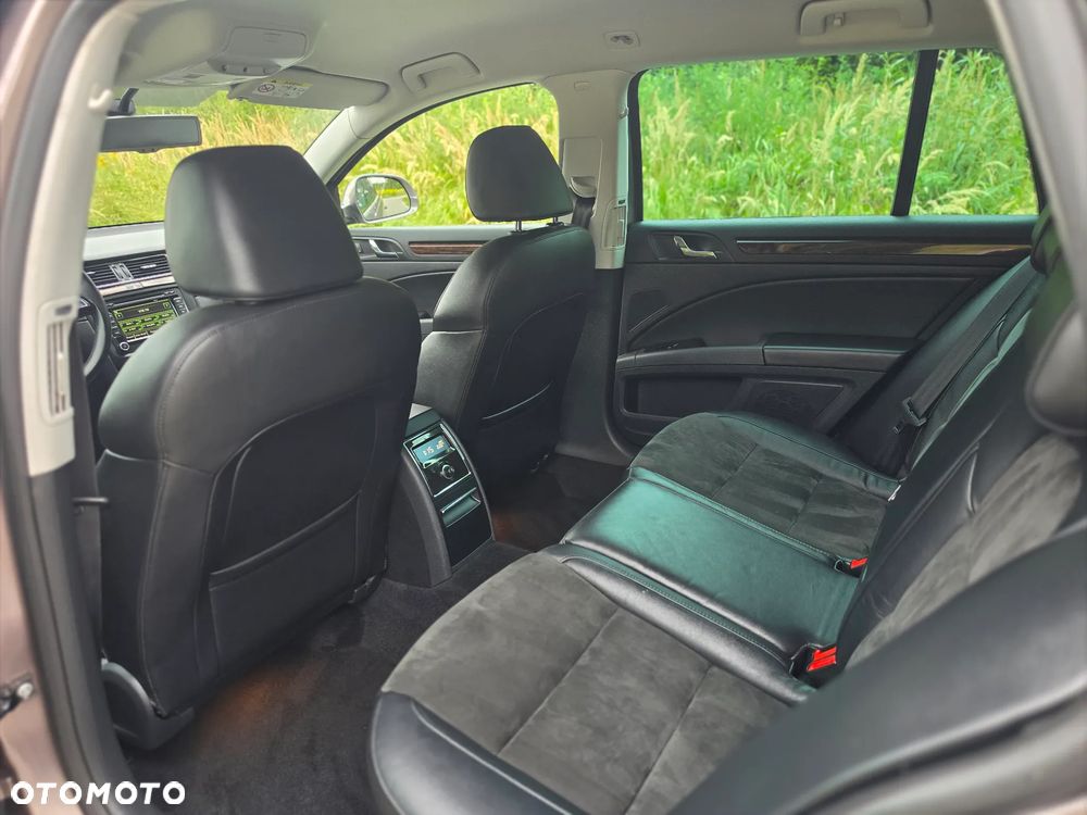 Skoda Superb 2.0 TSI DSG Elegance - 20