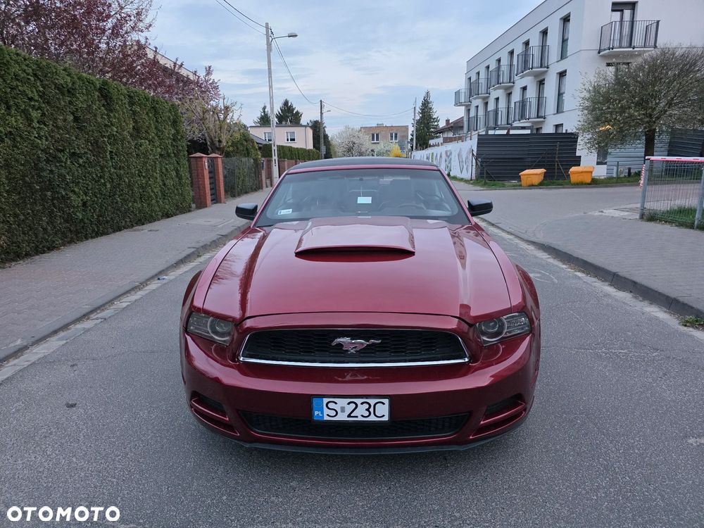 Ford Mustang 3.7 V6 Premium - 10