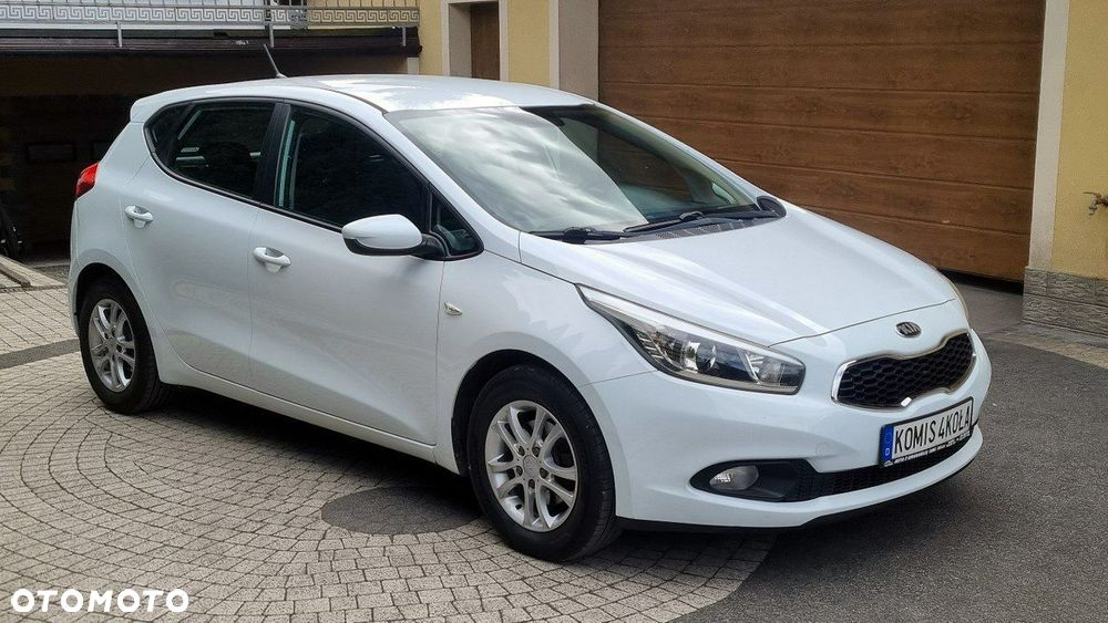 Kia Ceed - 7