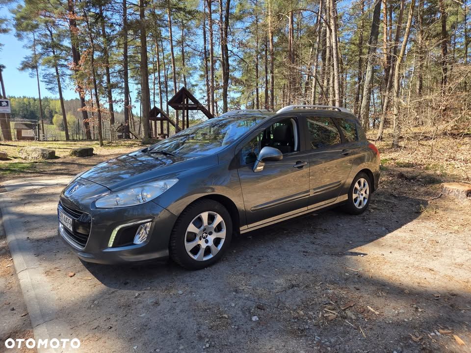 Peugeot 308 - 1