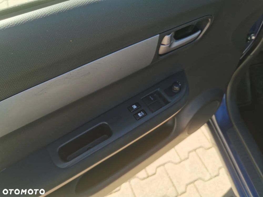 Suzuki Swift - 15