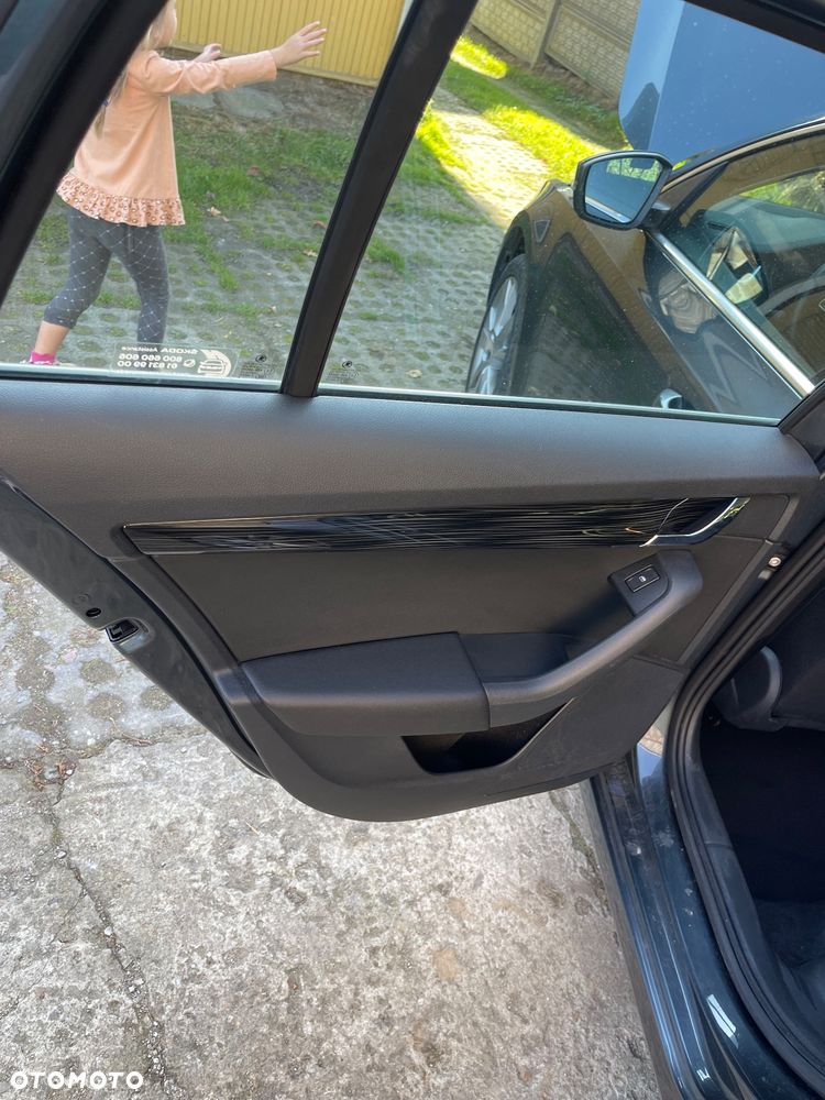 Skoda Octavia 2.0 TDI 4x4 Ambition DSG - 16