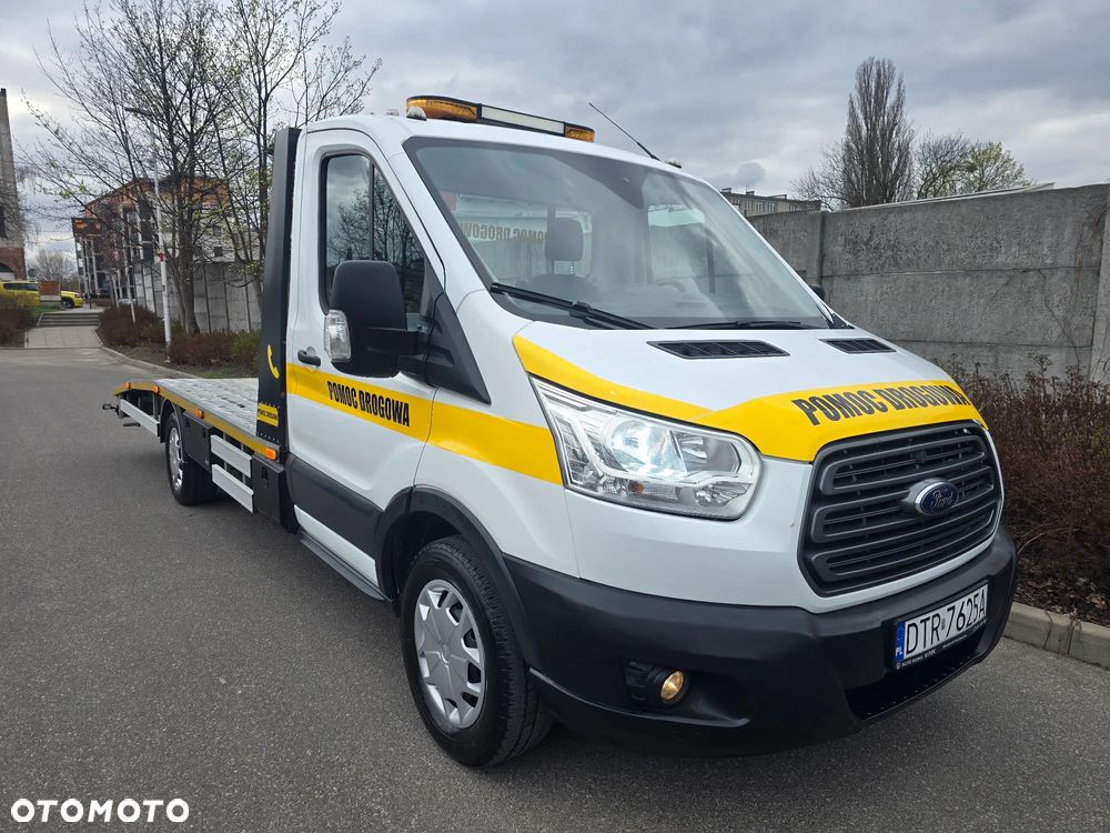 Ford Transit - 1