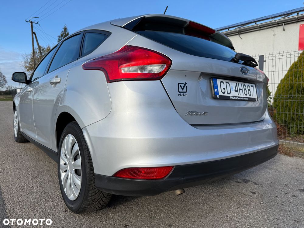 Ford Focus - 24