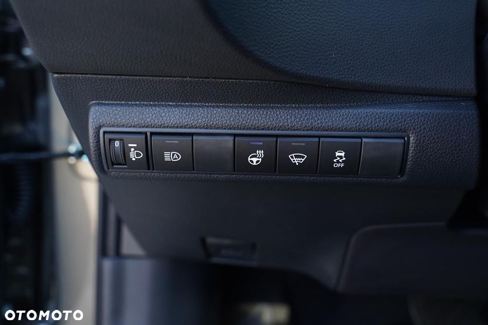 Suzuki Swace 1.8 Hybrid Premium Plus CVT - 7