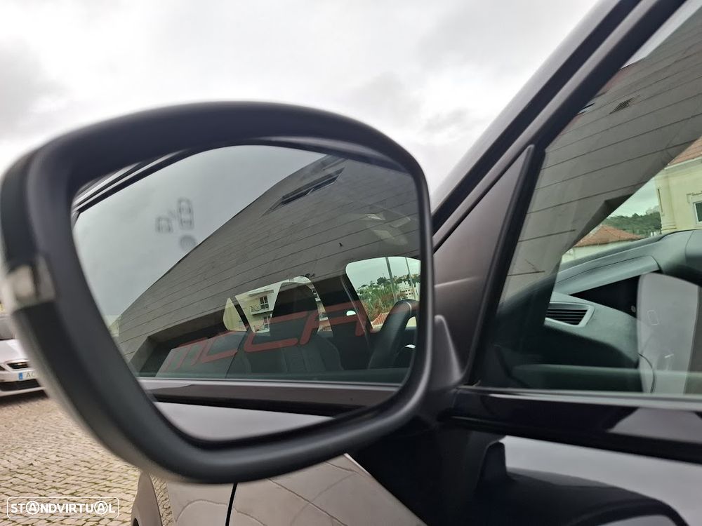 Peugeot 2008 1.2 PureTech GT Line - 54