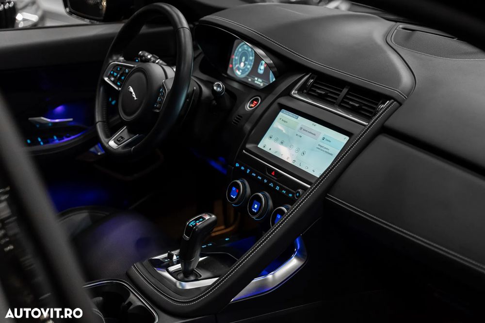 Jaguar E-Pace D180 AWD R-Dynamic HSE - 17
