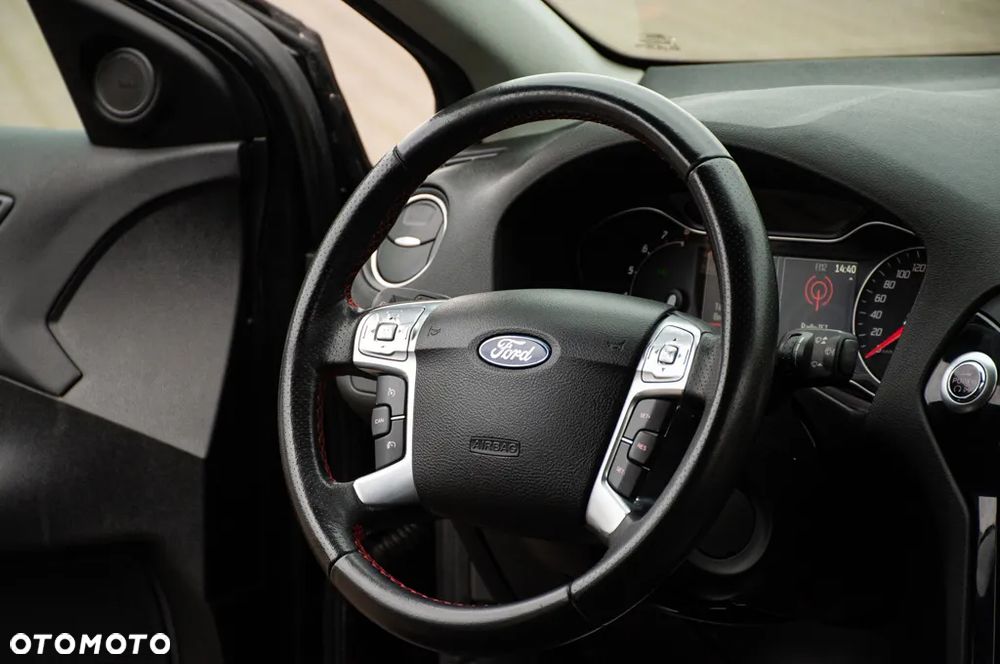 Ford Mondeo 2.0 EcoBoost Titanium S - 29