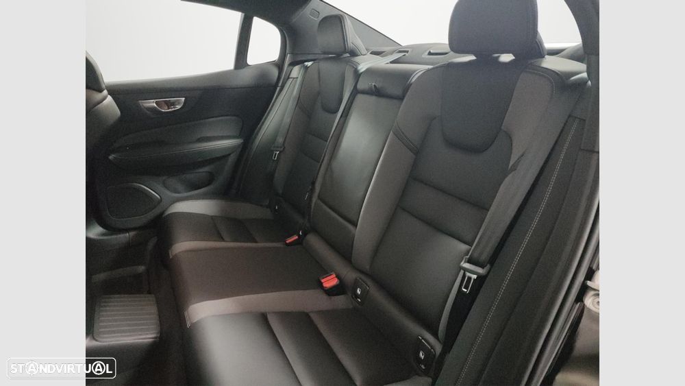 Volvo S60 2.0 T8 PHEV Plus Dark AWD - 17