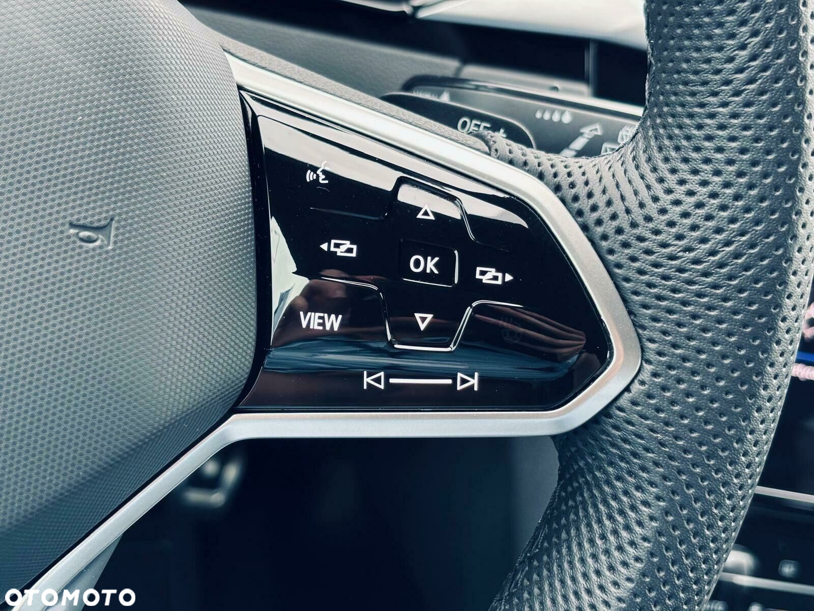 Volkswagen Arteon 2.0 TDI R-Line DSG - 30