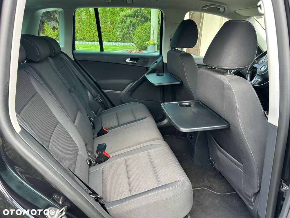 Volkswagen Tiguan 2.0 TDI DPF BlueMotion Technology Exclusive - 25