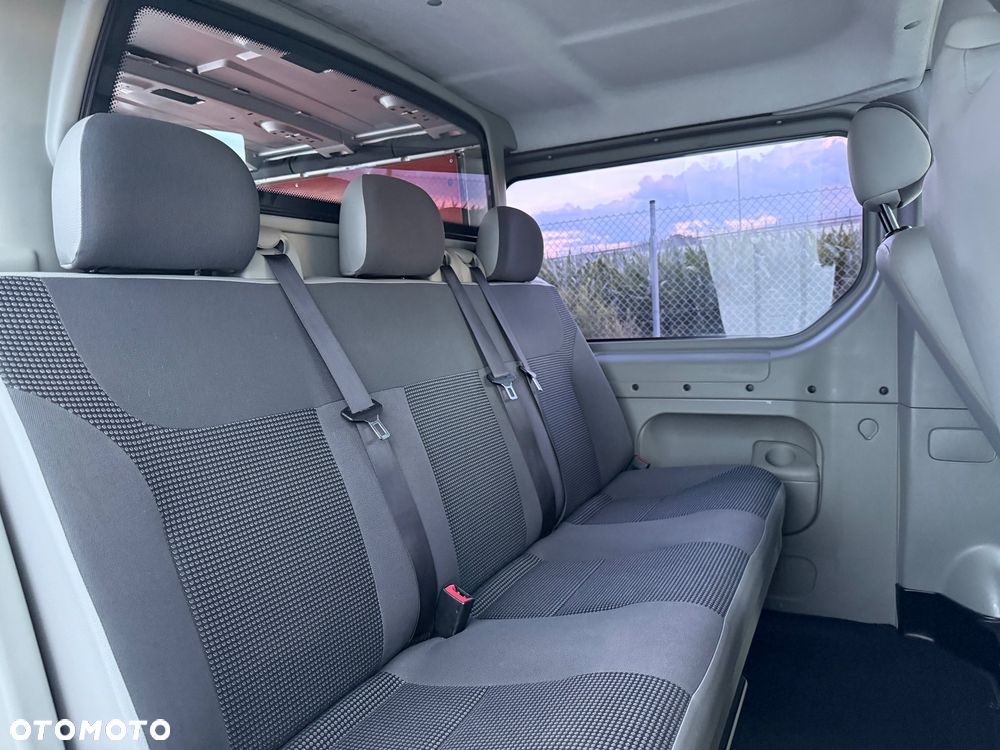 Opel Vivaro - 20