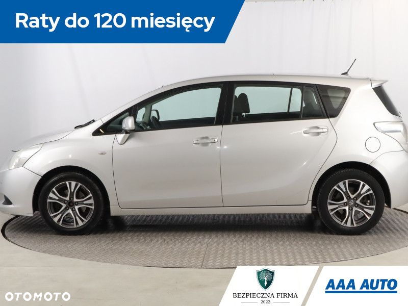 Toyota Verso - 3